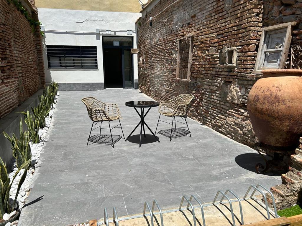 Centro Estudio Trinidad Malaga 3 Экстерьер фото