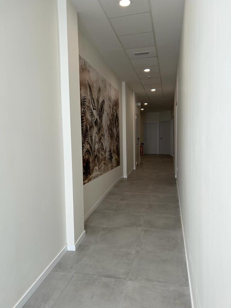 Centro Estudio Trinidad Malaga 3 Экстерьер фото