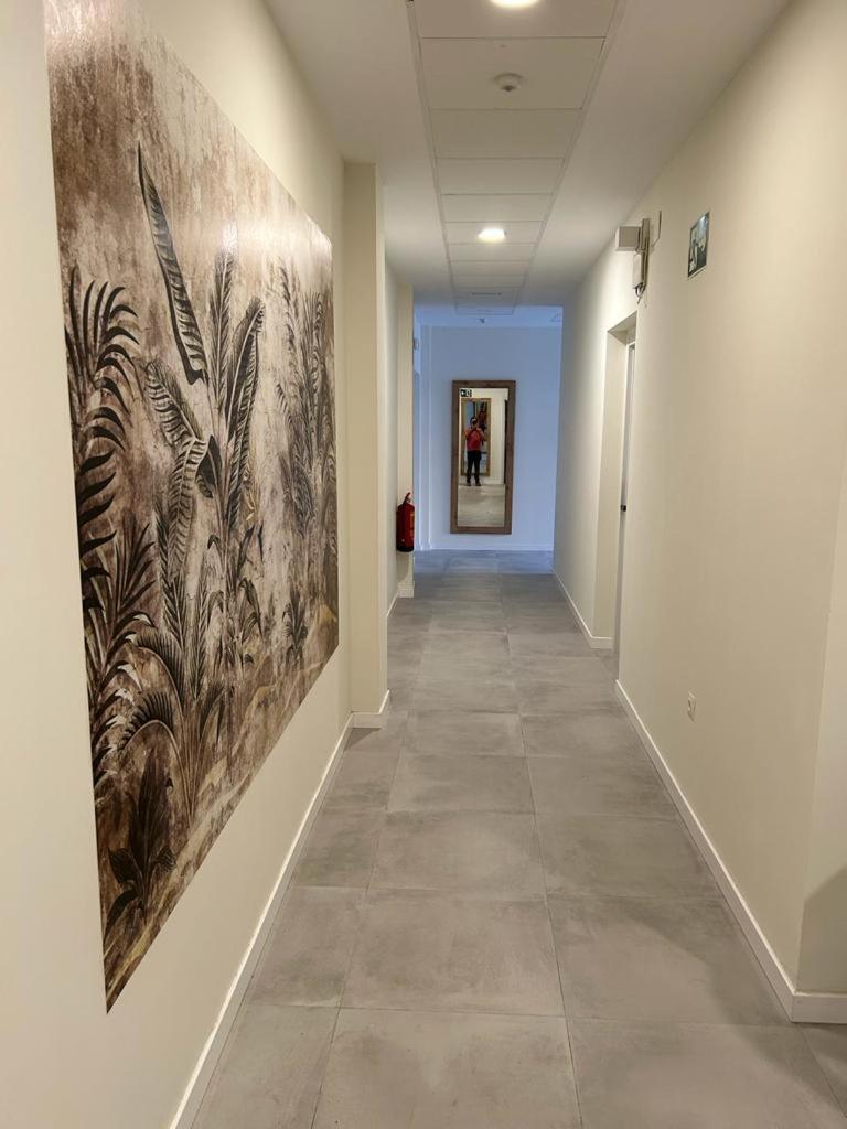 Centro Estudio Trinidad Malaga 3 Экстерьер фото